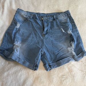 Cute ripped curvy girl shorts